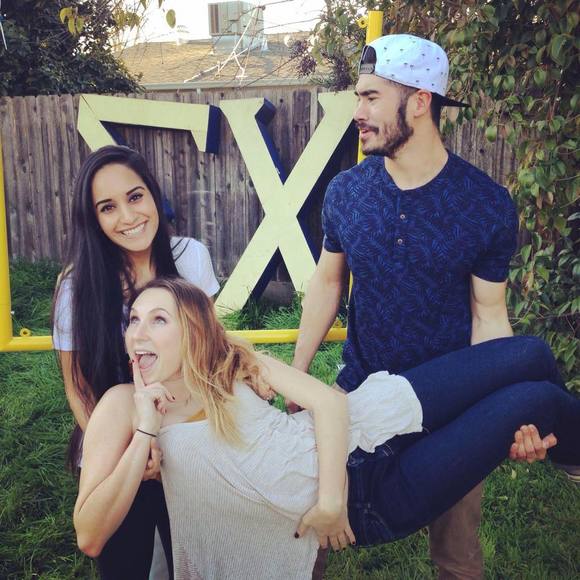 Meet your Posher, Tiera - Picture 1 of 1